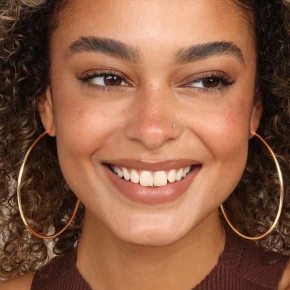 ❤️ NWT! Gold Hoop Earrings by Pastel Collection - Picture 6 of 6